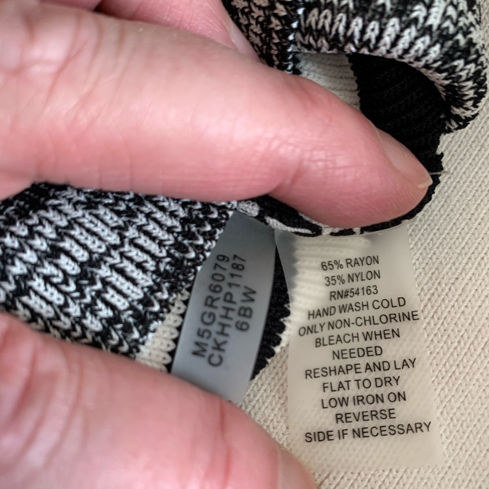 Calvin Klein white skirt with black stripes - Picture 3 of 4